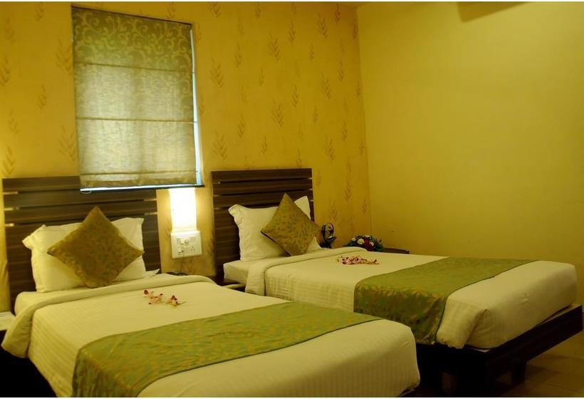 Jk Rooms 104 Hotel Madhav International