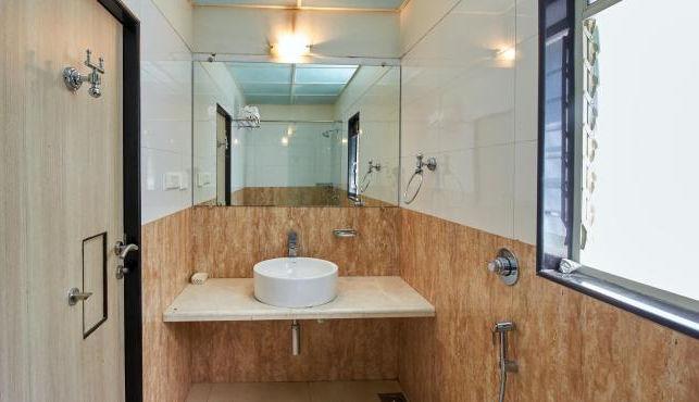 Jk Rooms 104 Hotel Madhav International