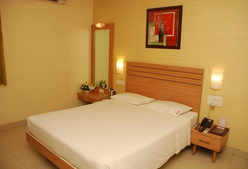 Jk Rooms 104 Hotel Madhav International