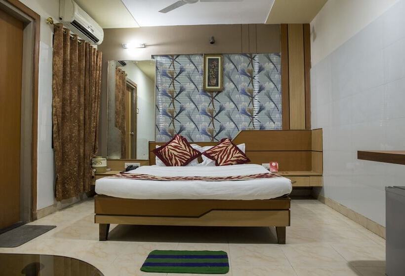 Отель Oyo Rooms Bajrakabati Road