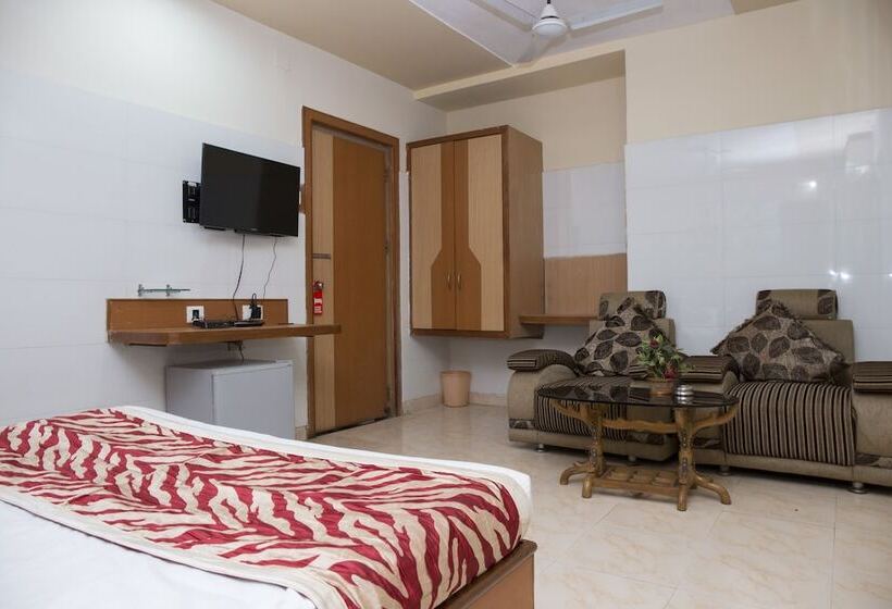 Отель Oyo Rooms Bajrakabati Road