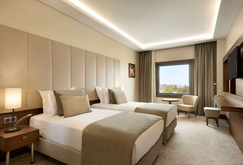هتل Ramada By Wyndham Yalova