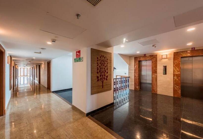 בית מלון כפרי Regenta Central Herald Mysore