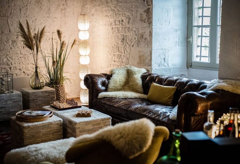 בית מלון כפרי Hôtel Restaurant De Bouilhac  Les Collectionneurs