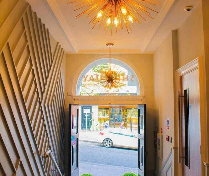 Отель Shipquay Boutique