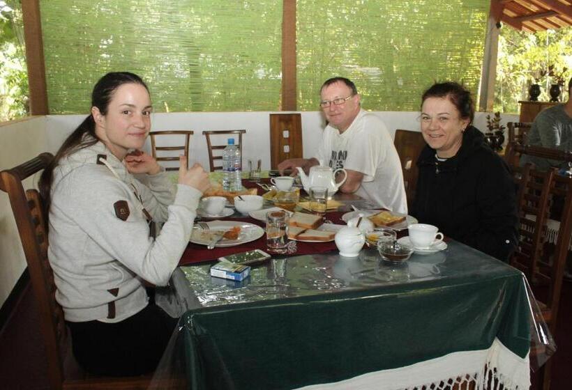 Отель Sigiriya Ranasinghe Nature Villa