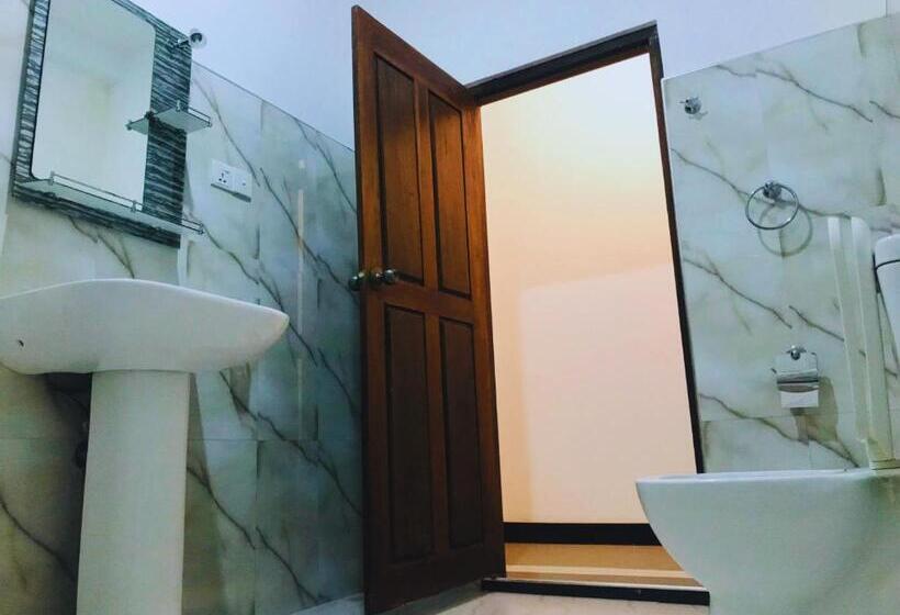 Отель Sigiriya Ranasinghe Nature Villa