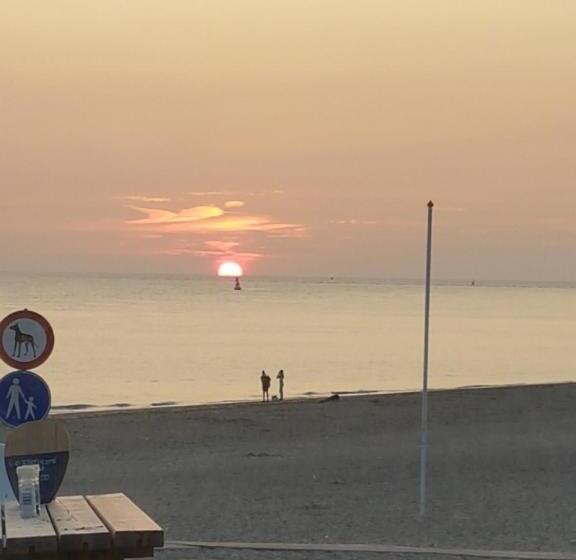 Stad & Strandhotel Elisabeth