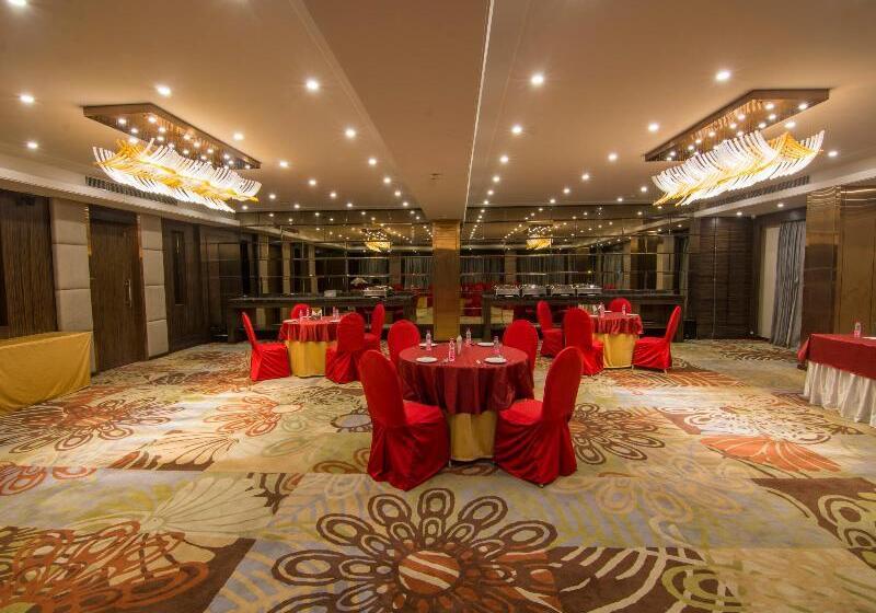 호텔 The India Benares