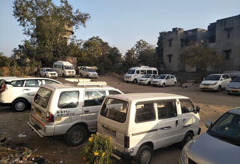 酒店 Thikana Palace