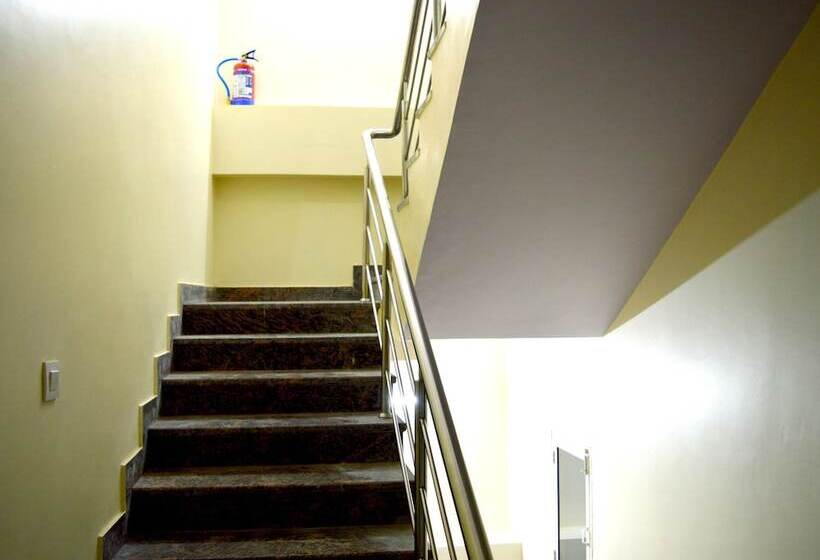 酒店 Thikana Palace