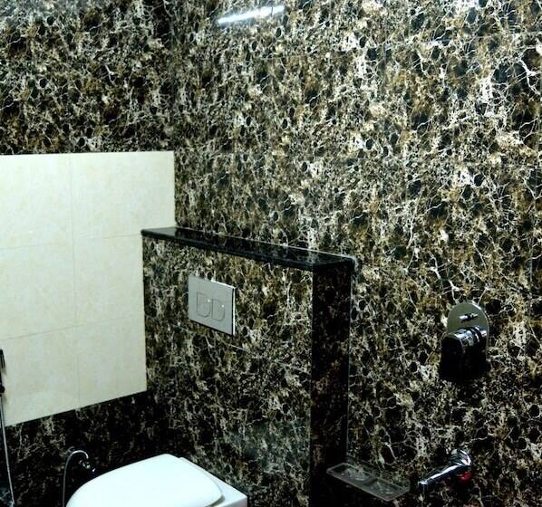 酒店 Thikana Palace