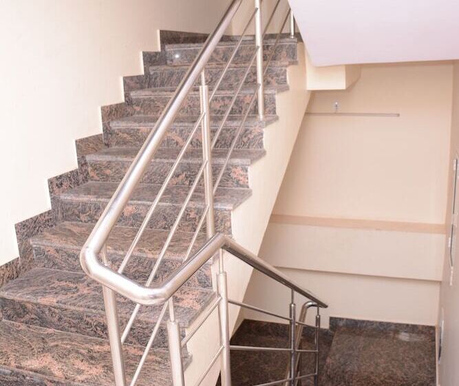 酒店 Thikana Palace