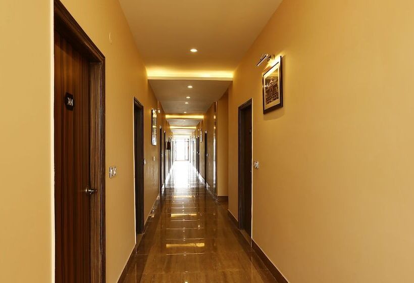 酒店 Treebo Blessing Bells