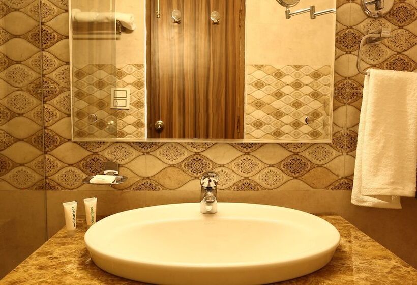 酒店 Treebo Blessing Bells