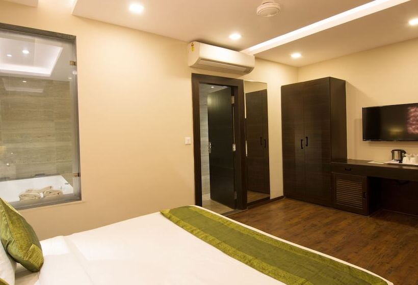 호텔 Treebo Tryst Kc Manor