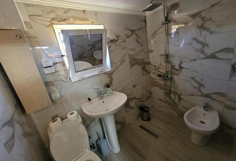 בית מלון כפרי Vila Lika