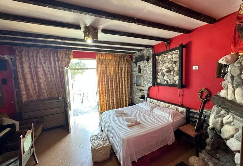 Hotel Vila  Oda E Miqve