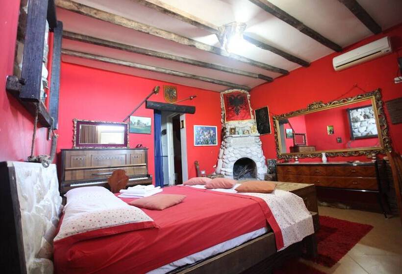 Hotel Vila  Oda E Miqve