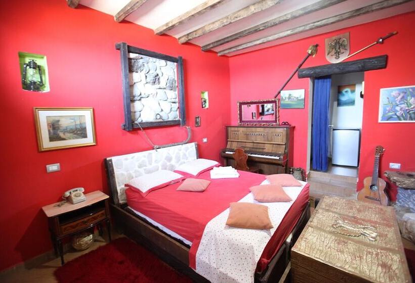 Hotel Vila  Oda E Miqve