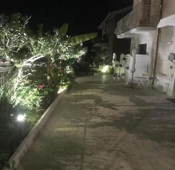 Lagarolina Del Conero B&b