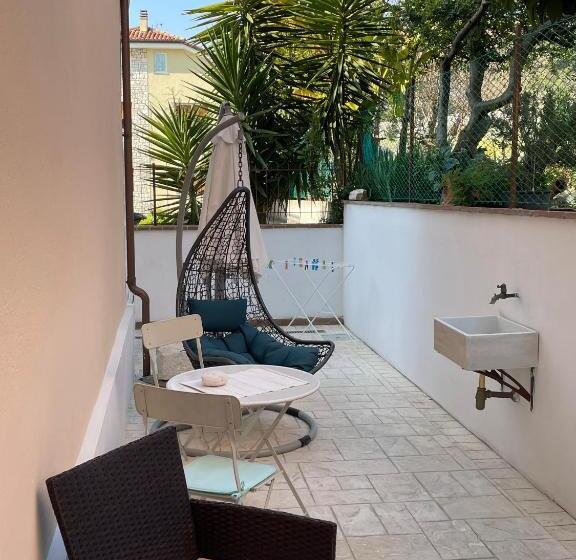 Lagarolina Del Conero B&b