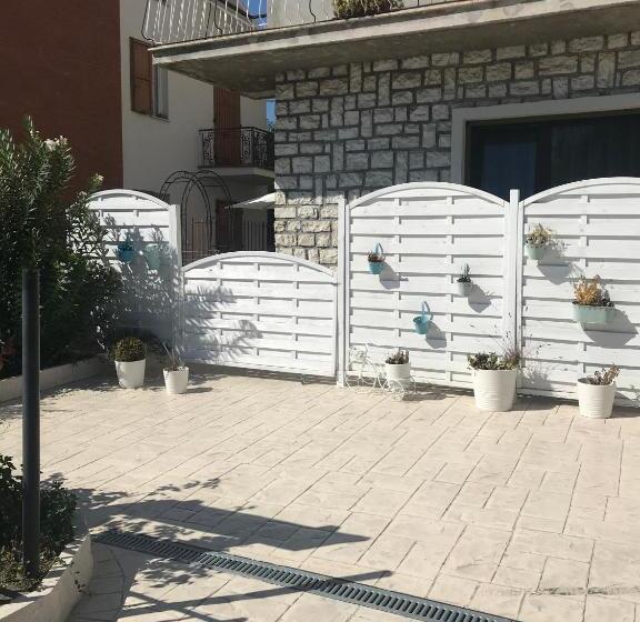 Lagarolina Del Conero B&b