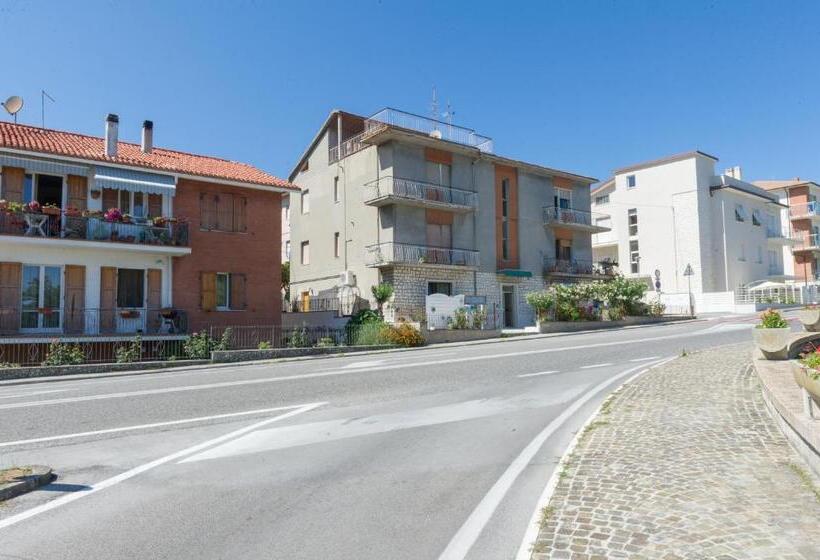 Lagarolina Del Conero B&b