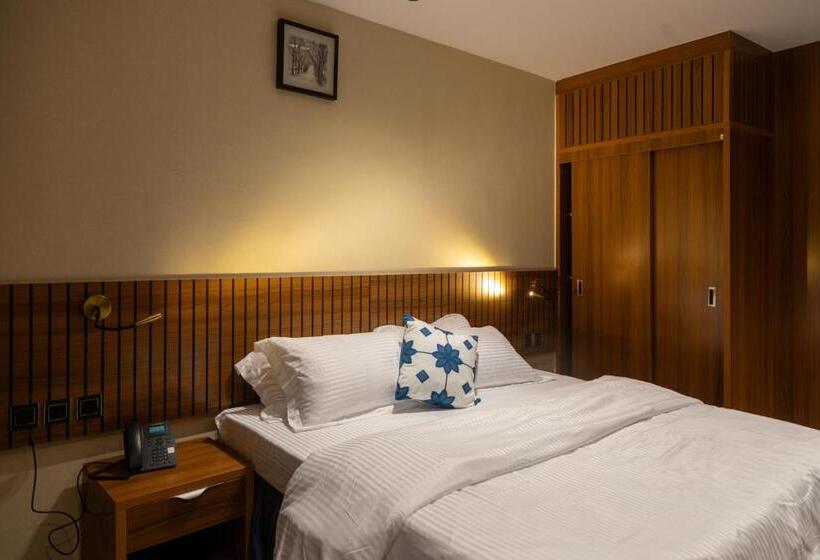 فندق الريان الفضي