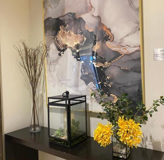 Cozy Blossom Near Naia