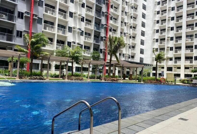 Cozy Blossom Near Naia