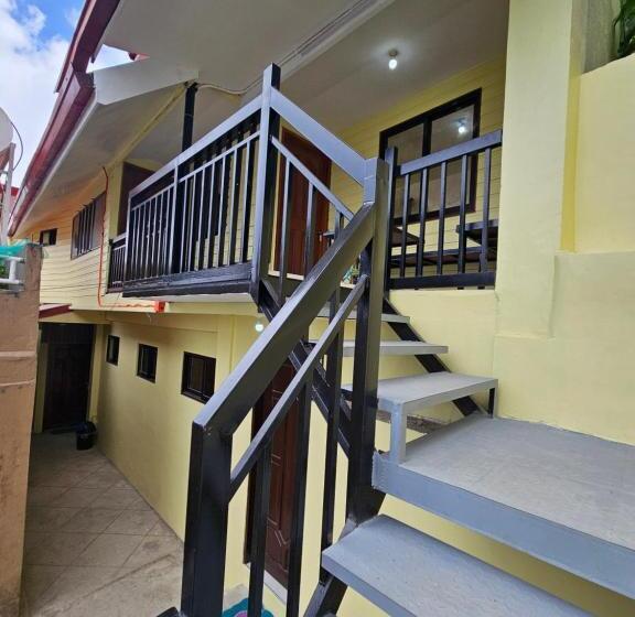 هاستل 3br   4br Family Transient