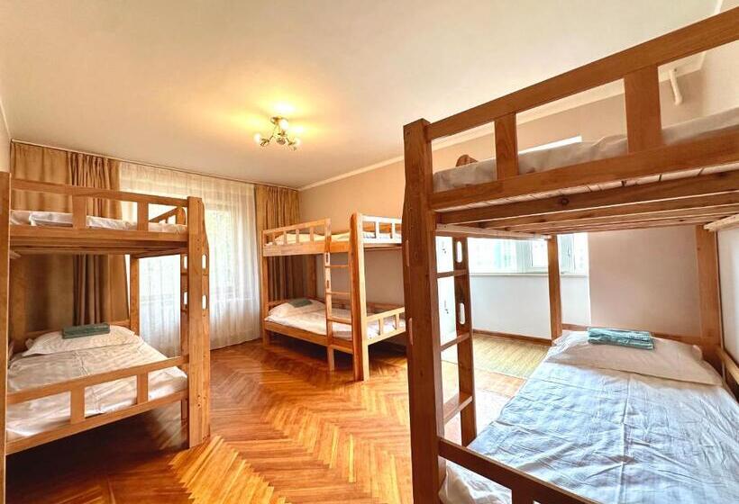 هاستل Amar Guest House