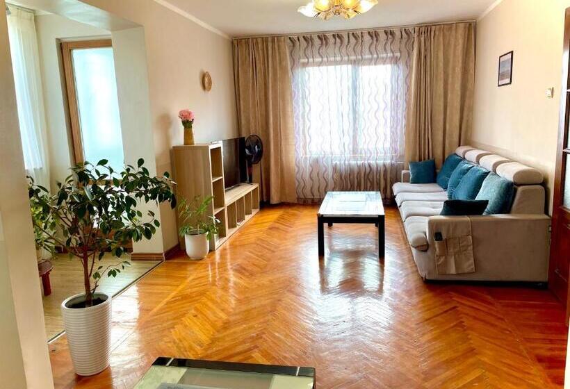 هاستل Amar Guest House