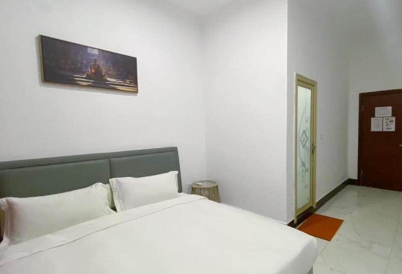 호스텔 Easy Backpackers Paradise