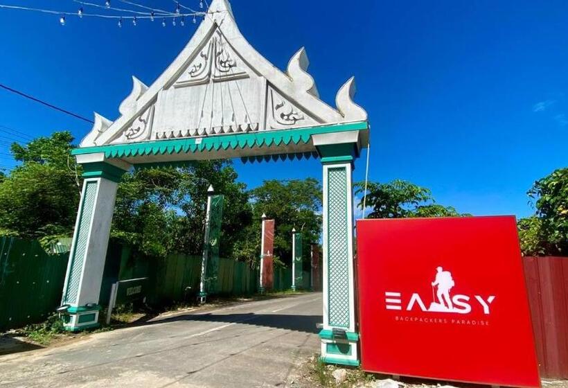 호스텔 Easy Backpackers Paradise