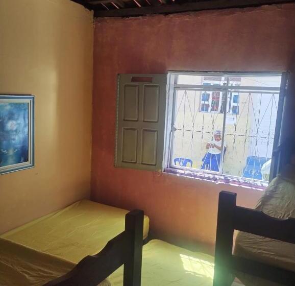 Общежитие Pousada Lindaura