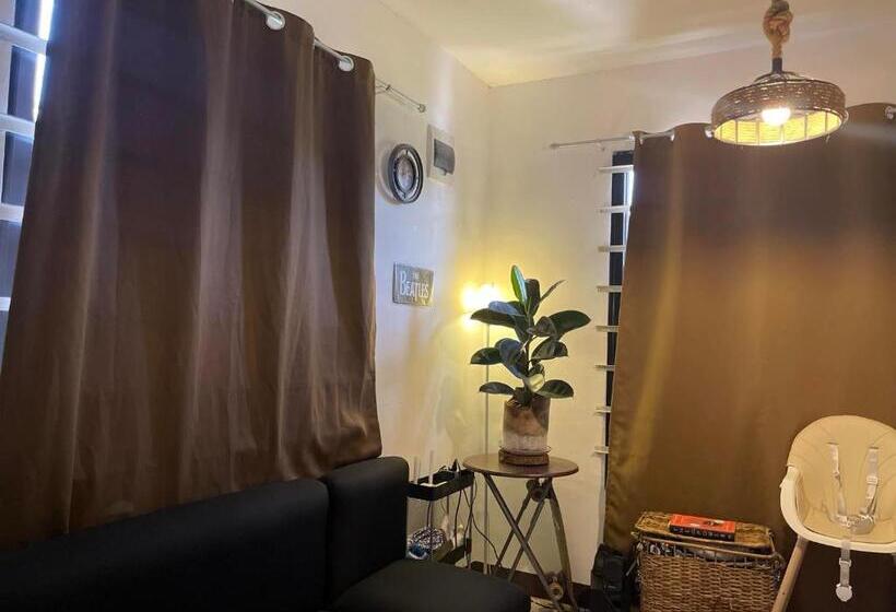 فندق صغير Cozy 2 Bedroom Family House Near Clark & Angeles City