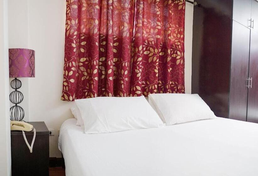 هاستل Reddoorz At Rosario Heritage Inn