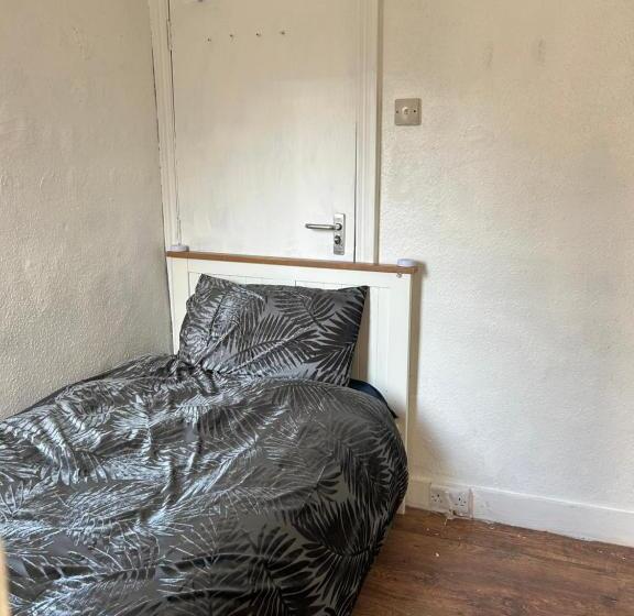 Bed and Breakfast 34 New Street