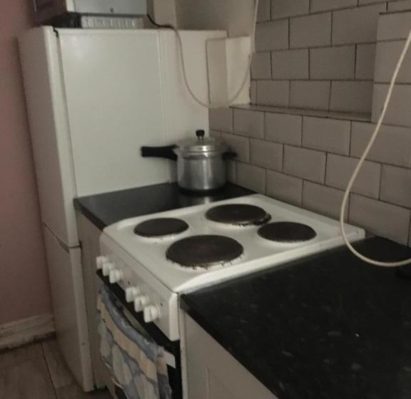 تختخواب و صبحانه 34 New Street