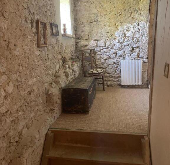 민박 Hameau Du Hour   Chambre D Hôtes Et Gîtes