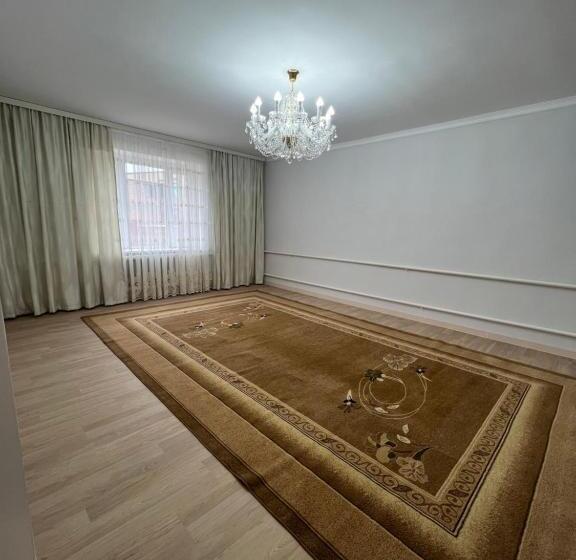 تختخواب و صبحانه House 7