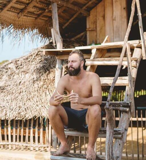 민박 Jungle Surf Camp