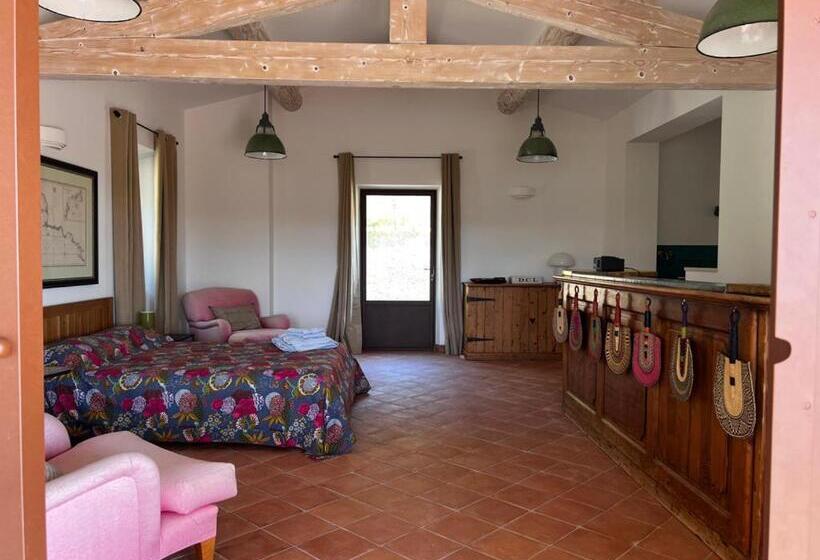 住宿加早餐 Pool House