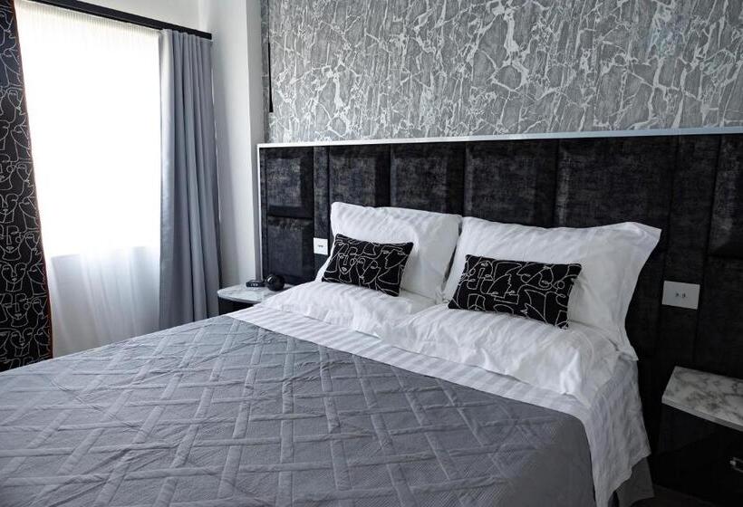 تختخواب و صبحانه Suite17   Luxury Guesthouse