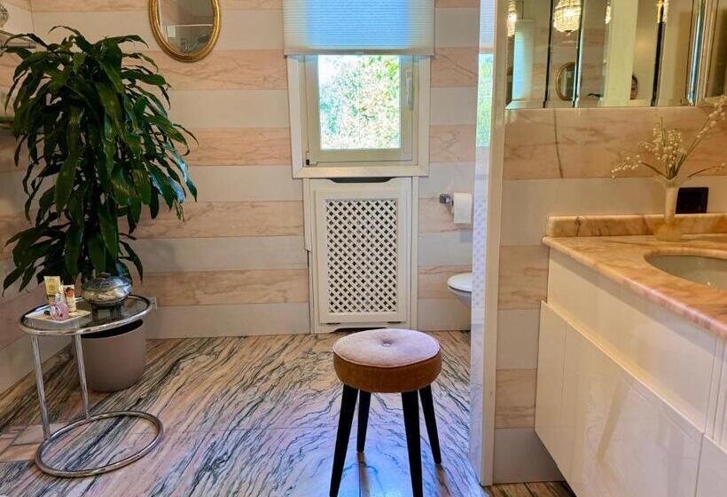 مبيت وإفطار Villa Nuvola Suites