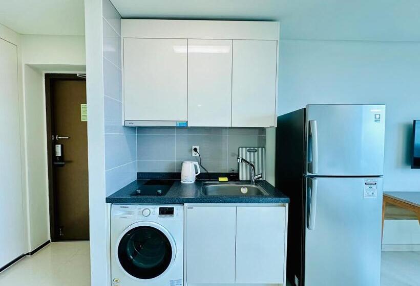 Clark Condo The Sharp Clark Hills 1506