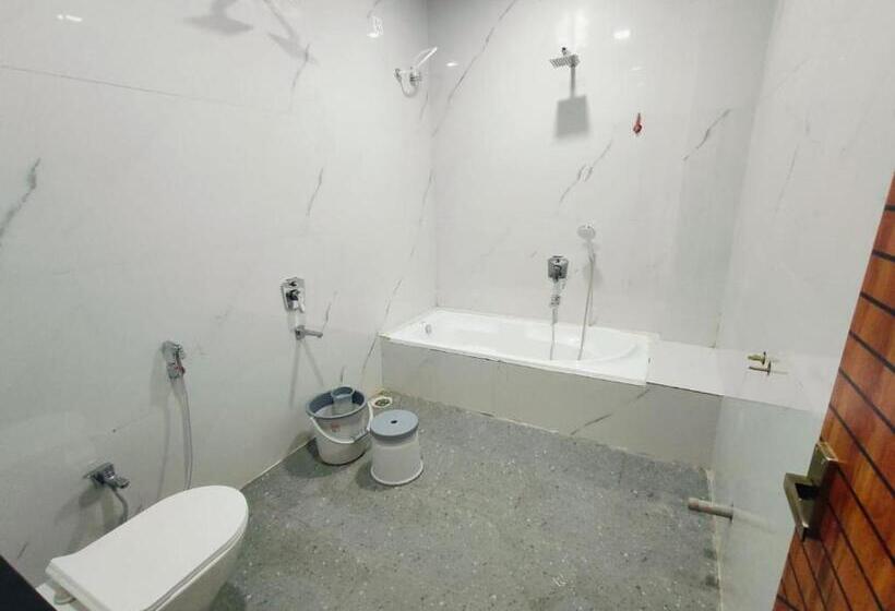 בית מלון כפרי Ahilya Resort