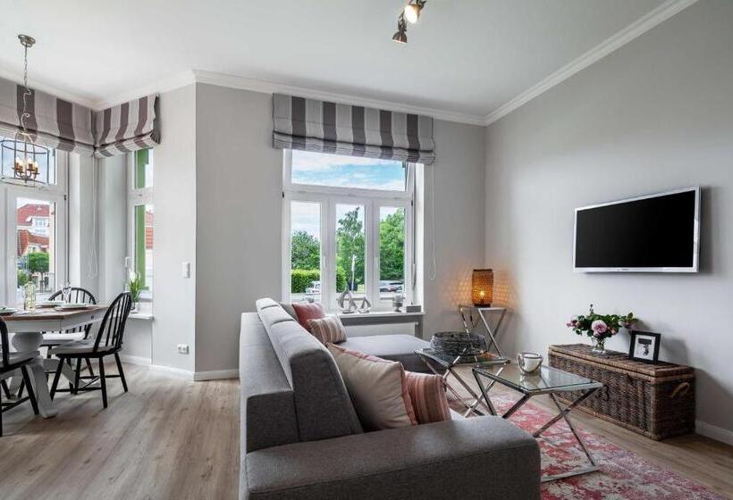 בית מלון כפרי App Osiria